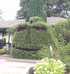 Novel topiary at the lockside